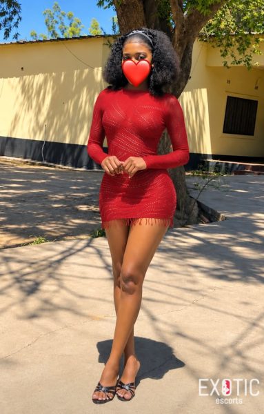 Vivica, escort in Roma, Zambia