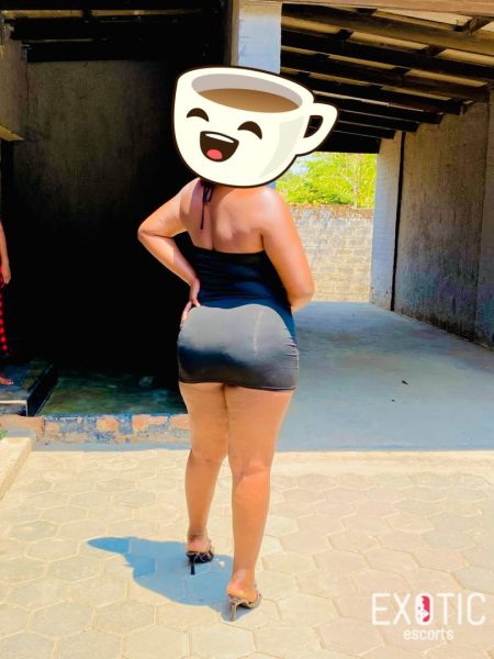 Kendra, escort in Ndola, Zambia (photo 6)
