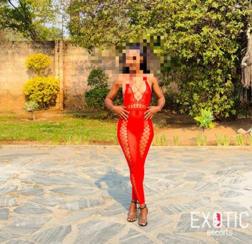 Roxy and Khloe, escort in Roma, Zambia (photo 5)