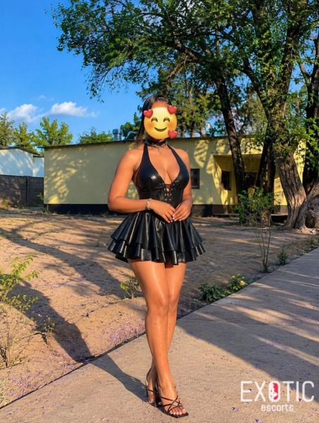 Ashley, escort in Roma, Zambia