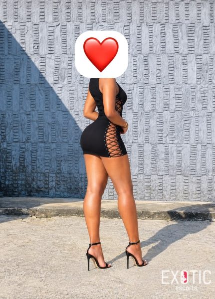 Cleo, escort in Roma, Zambia (photo 2)