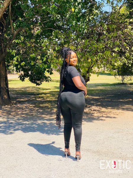 Chloe, escort in Chudielgh, Zambia (photo 3)