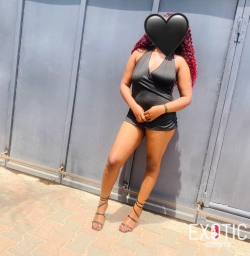 Nelly, escort in Salama Park, Zambia (photo 2)